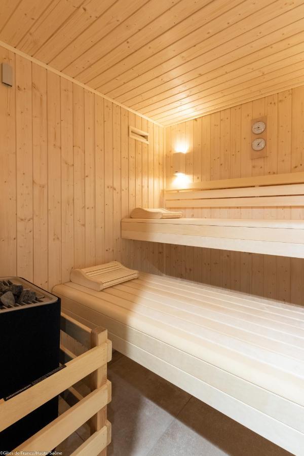 โอ โดแมน ดู แซร์ฟ Bed & Breakfast Vyans-le-Val ภายนอก รูปภาพ